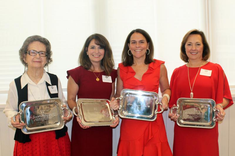 Sister McKinlay with other Alumnae Award winners