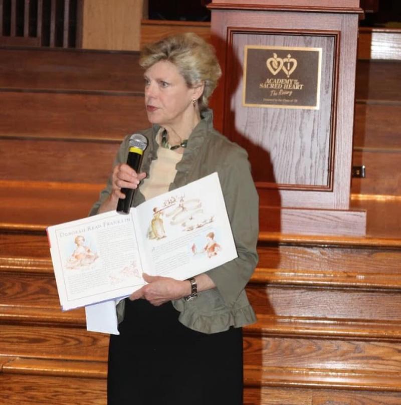 Cokie Roberts speaking at one of her alma maters Academy of the Sacred Heart in New Orleans, Louisiana